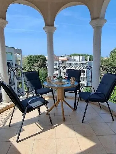 アパート Royal Sun サニービーチ