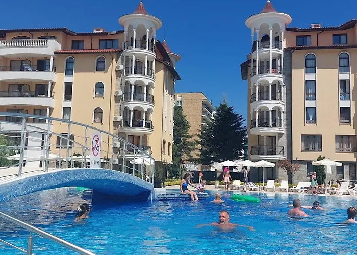 Royal Sun アパート