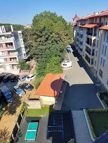 Royal Sun アパート