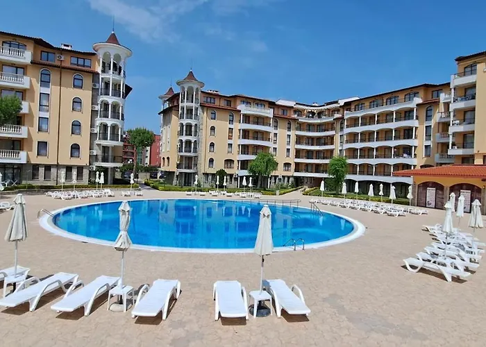 Royal Sun アパート *