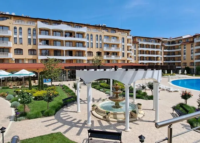 Royal Sun アパート *