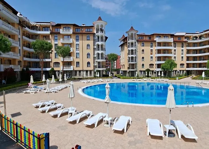 Royal Sun アパート *