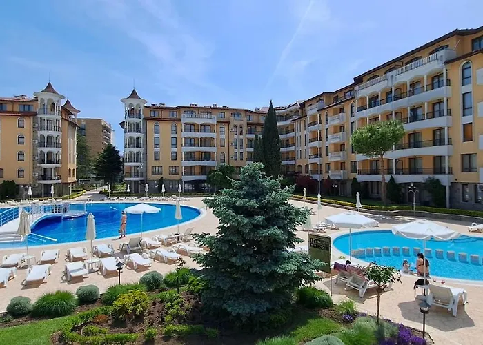 アパート Royal Sun サニービーチ